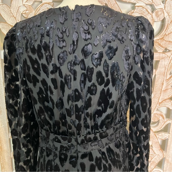 NWT Express Black Sheath Velvet Animal Print Textured Shimmer Dress Sz M - Picture 6 of 9